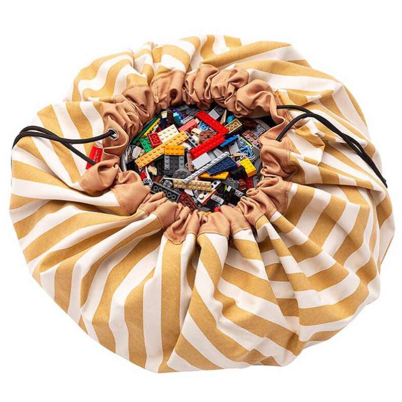 2 I 1 Opbevaringstæppe Legetæppe   Stripes Mustard fra Play & Go