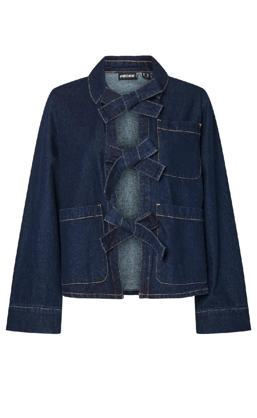 Bluse Ofelia Bow i Mørkeblå fra Pieces - Fantastisk Tilbud!