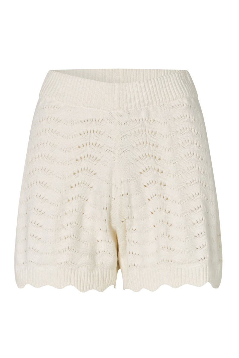 A-View Beana Strikshorts i Off White - Komfortabel Stil